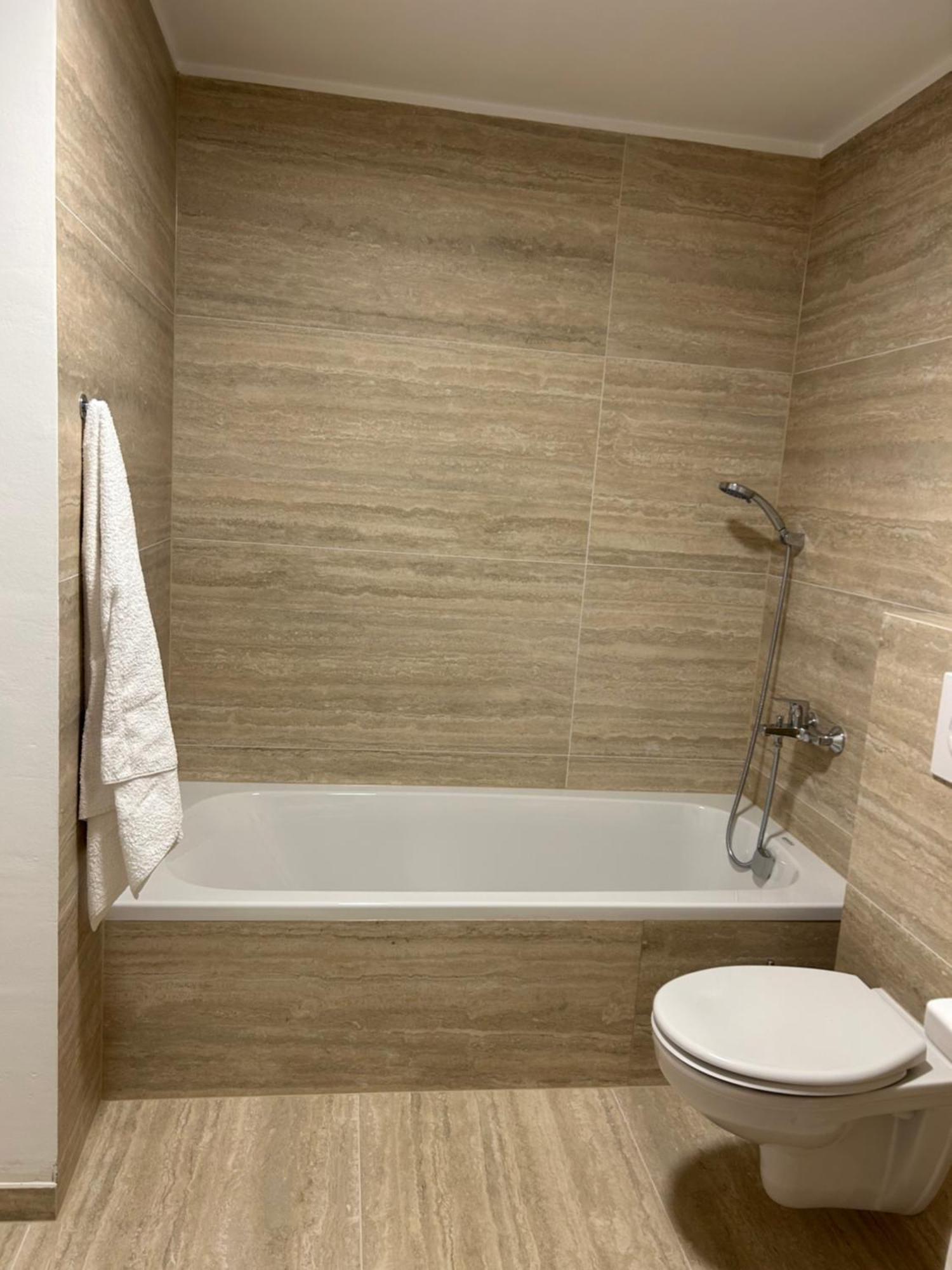 Twenty-Punat Apartments Ngoại thất bức ảnh