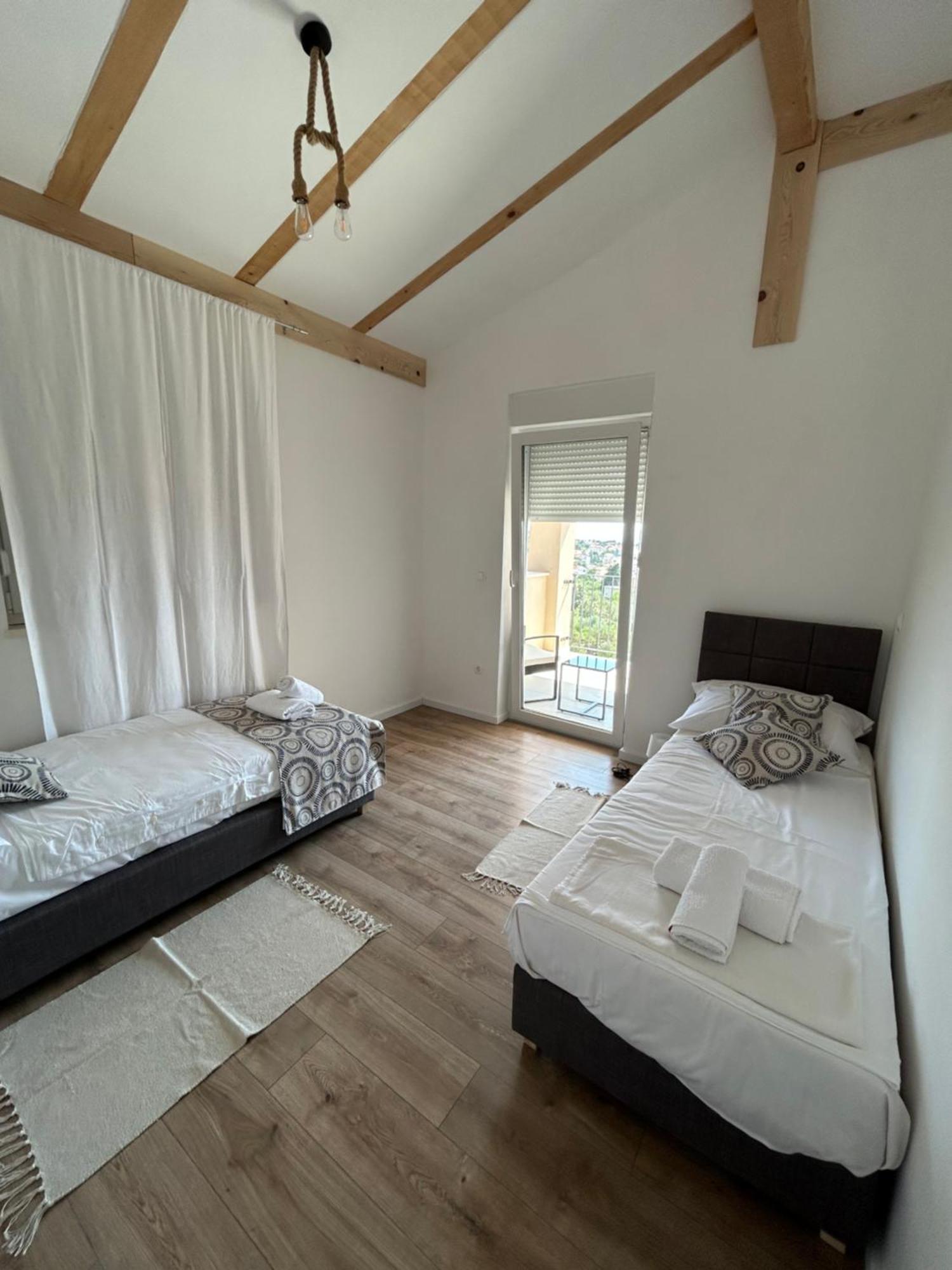 Twenty-Punat Apartments Ngoại thất bức ảnh