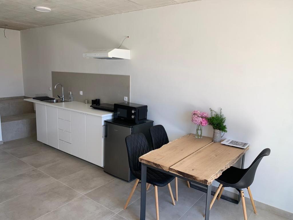 Twenty-Punat Apartments Ngoại thất bức ảnh